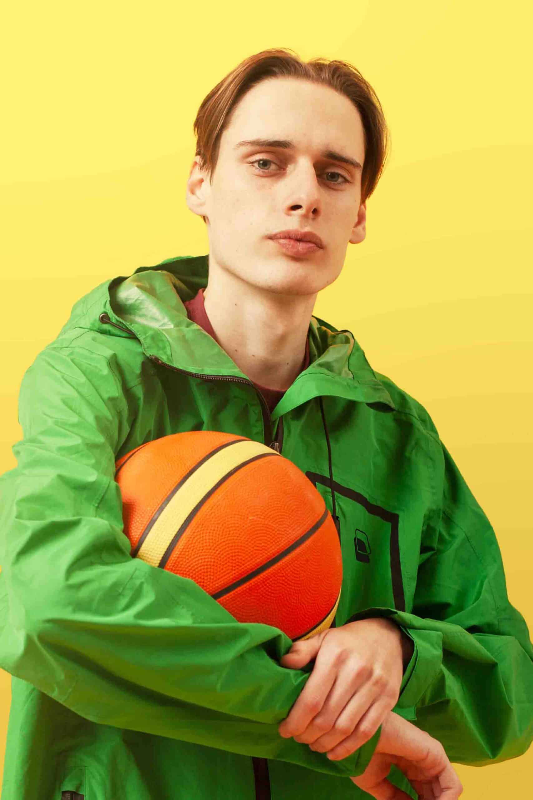 3 - Basket