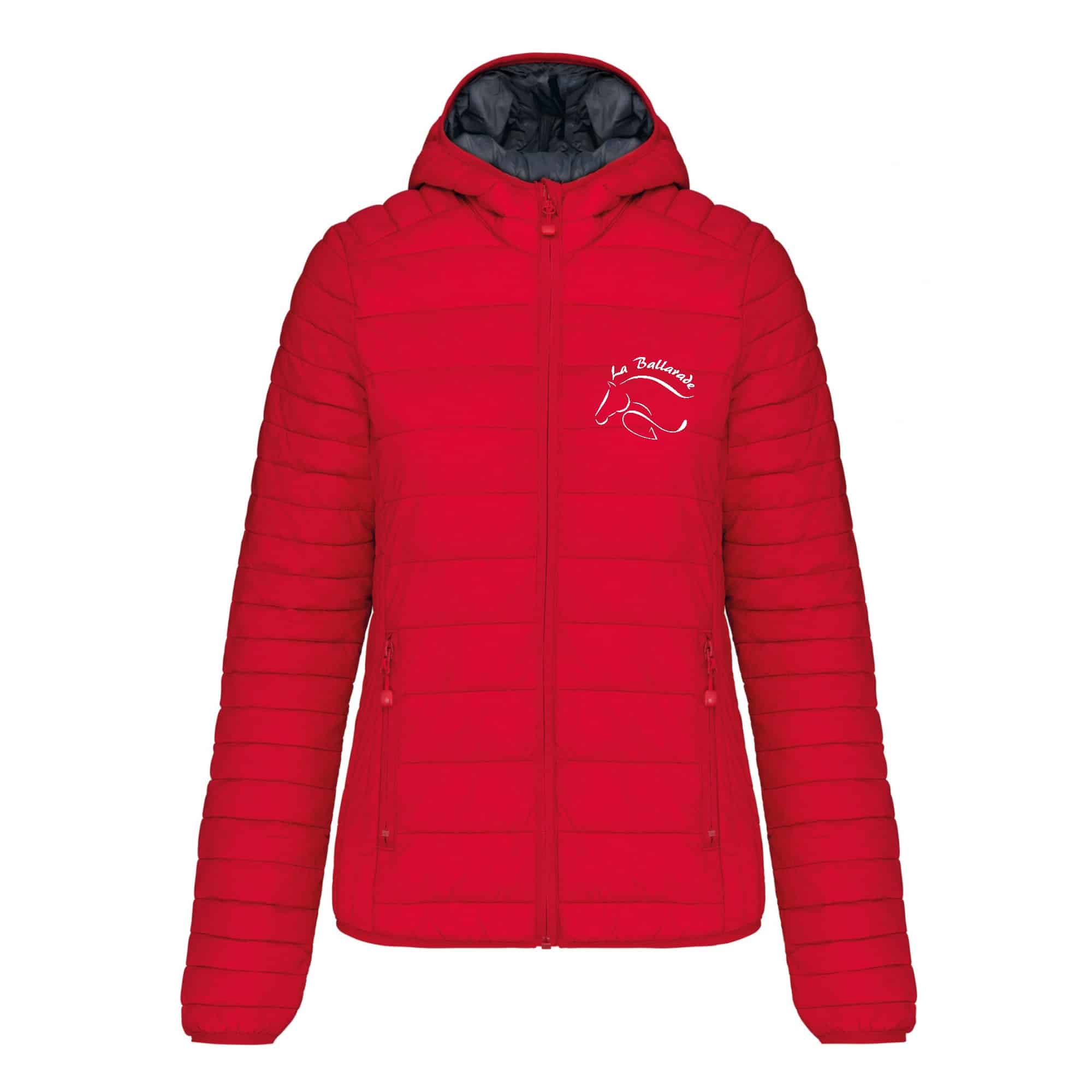 DOUDOUNE AVEC MANCHES ET CAPUCHE (femme) - Centre équestre La Ballarade – Rouge - K6111